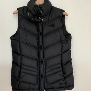 North Face puffy vest in black, size S